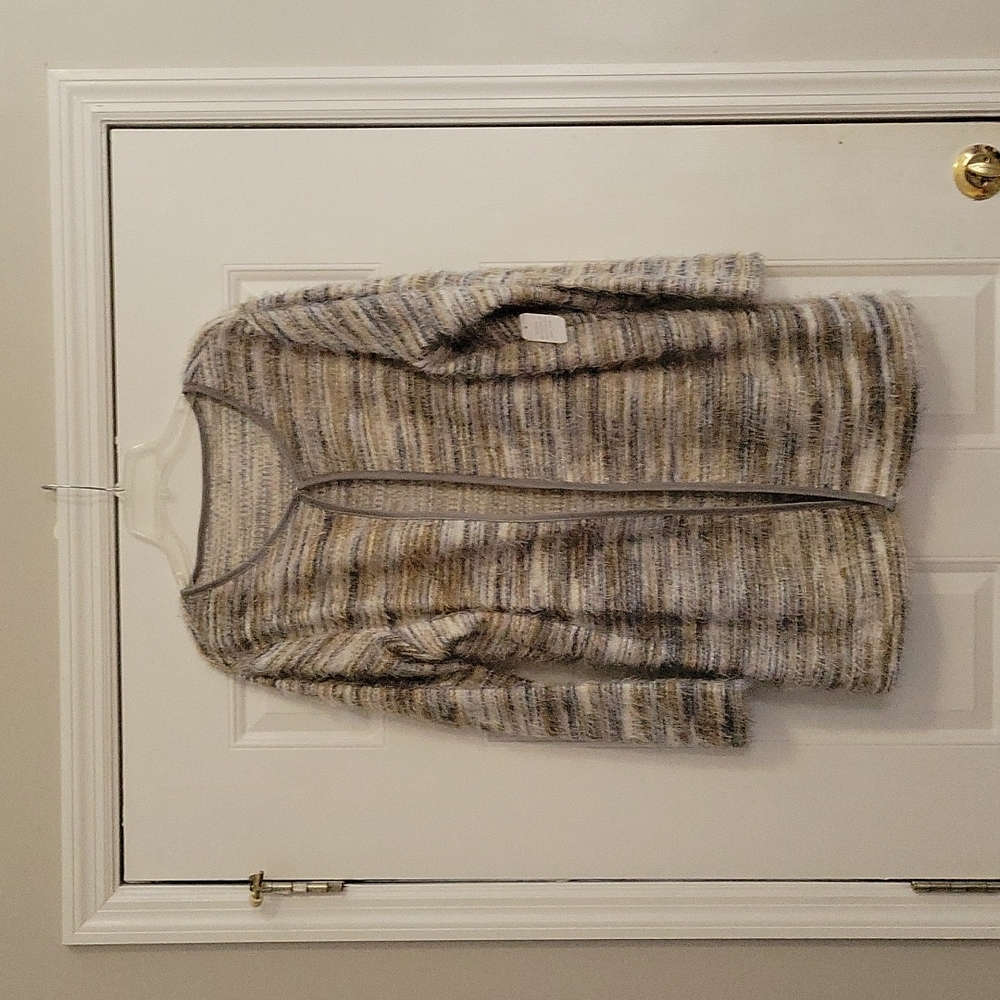 Women's cardigan